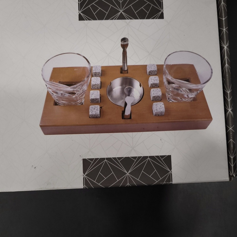 Tumblers Barware 14 Piece Whiskey Cigar Set With Mahogany wooden base By Betray - Picture 2 of 3